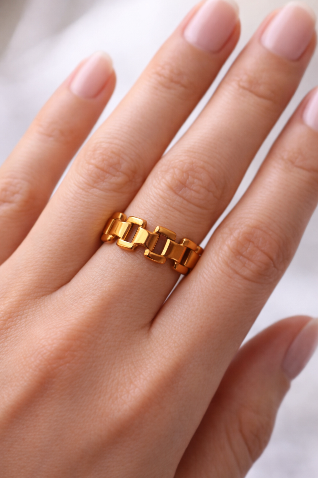 Gold Link Ring